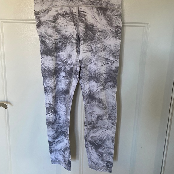 Lululemon Train Times High Rise Pants 25" - Picture 2 of 3